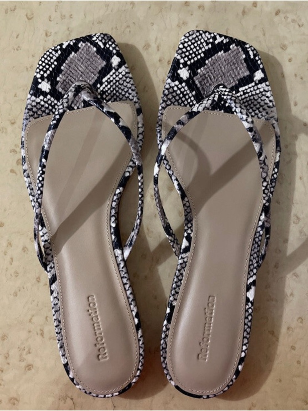 Reformation Miriam Thongs
